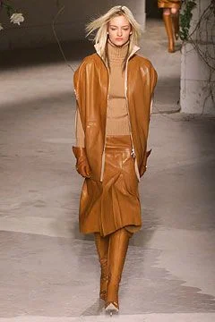 Look 3